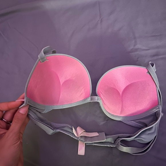 Bra - Picture 3 of 4